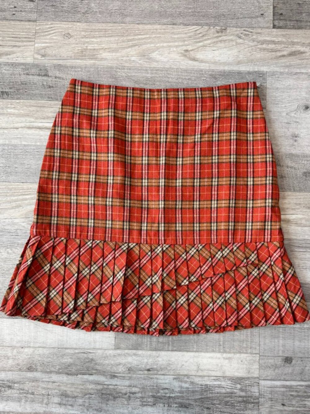Ann Taylor Red Orange Plaid Wool Blend Pleated Hem Skirt Size 10 N18